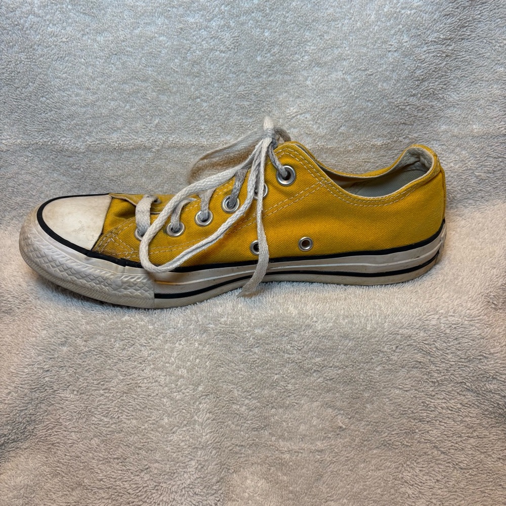 Converse All Star Yellow Canvas Sneakers, Women’s Size 7, Men’s Size 5
